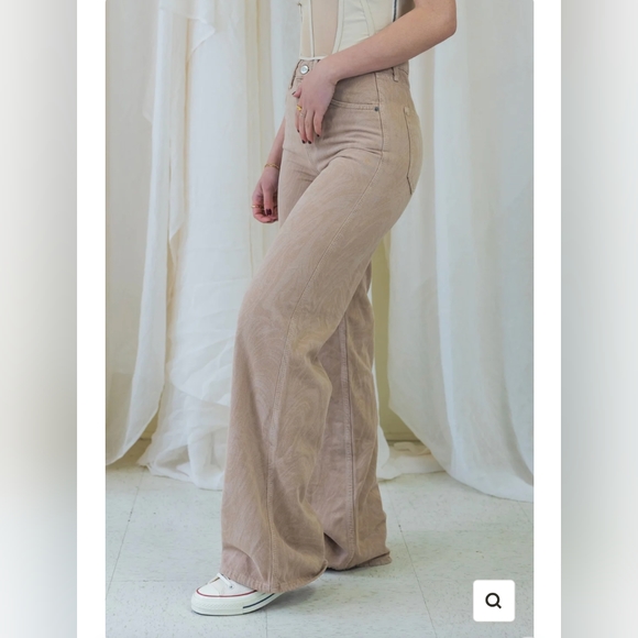 SOLD - Picture 2 of 7